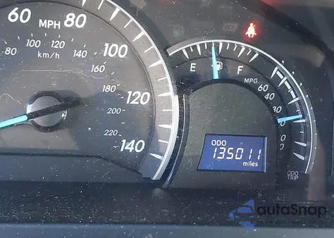 2014 Toyota Camry Xle z USA, uszkodzony, nr VIN 4T4BF1FK9ER395075